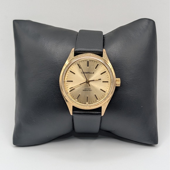 Caravelle Vintage Mechanical Watch Gold Tone Sunburst Dial 31mm Hand Wind Unisex
